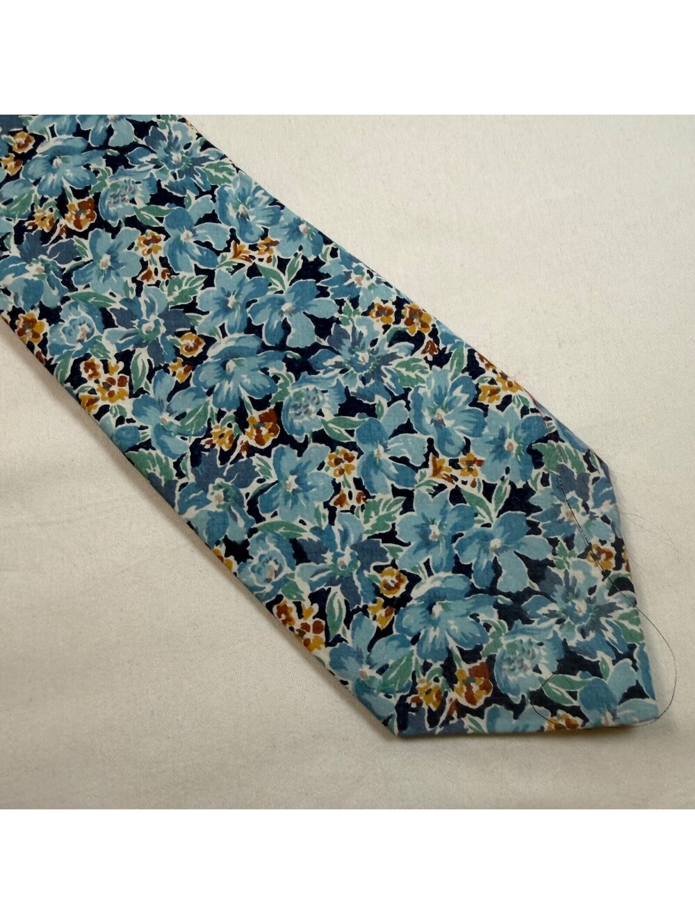 Liberty of London Aries on Nob Hill Stanford Court Neck Tie 58" x 3.25" IBB06